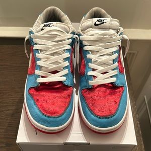 Nike Dunk Size 11 custom order from Nike.com good condition box included